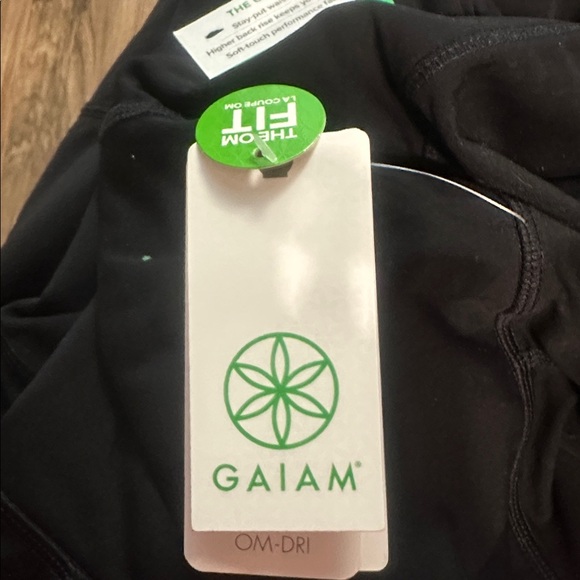 GAIAM OM Hi Rise pocket capri leggings size XL - Picture 6 of 6